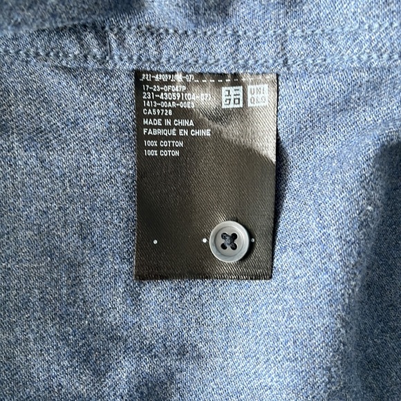 Uniqlo flannel shirt - cozy! - Picture 5 of 6